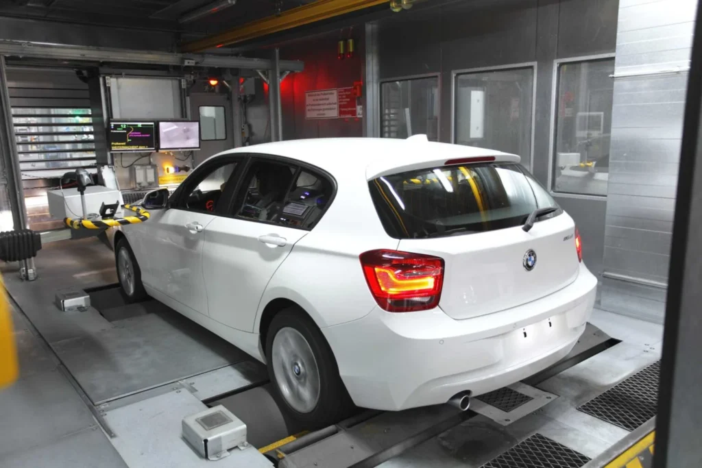 High-precision all-wheel-drive dynamometers (AWD dynamometer) testing system for automotive performance measurement, supporting both AWD dyno and 2WD dynamometer modes, designed for accurate power, torque, and drivetrain analysis in modern vehicles.